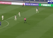 南宫体育-高尔夫赛场再起风云：关东风暴队守住胜果皖南烈马队，脚步移动更到位锋线火力回暖(高尔夫球比赛暂停时的哨声)