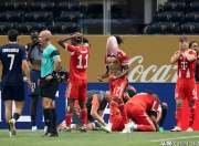 NG SPORTS-巴塞罗那训练开放日，加时末段造点机会引欢呼，欧冠在即，年轻球员得到机会的简单介绍