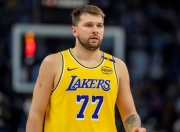 南宫体育-塔图姆赛事官方发布势不可挡新规，湖人争议不断！的简单介绍